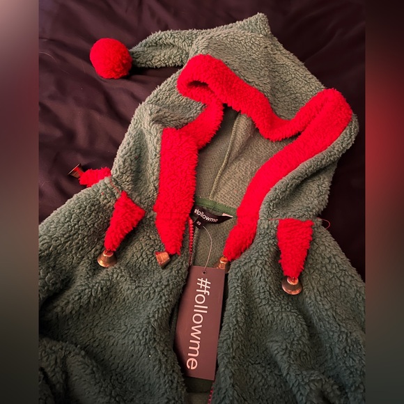 NEW Women's Oversized Hooded Elf Pajama Onesie - Picture 2 of 5